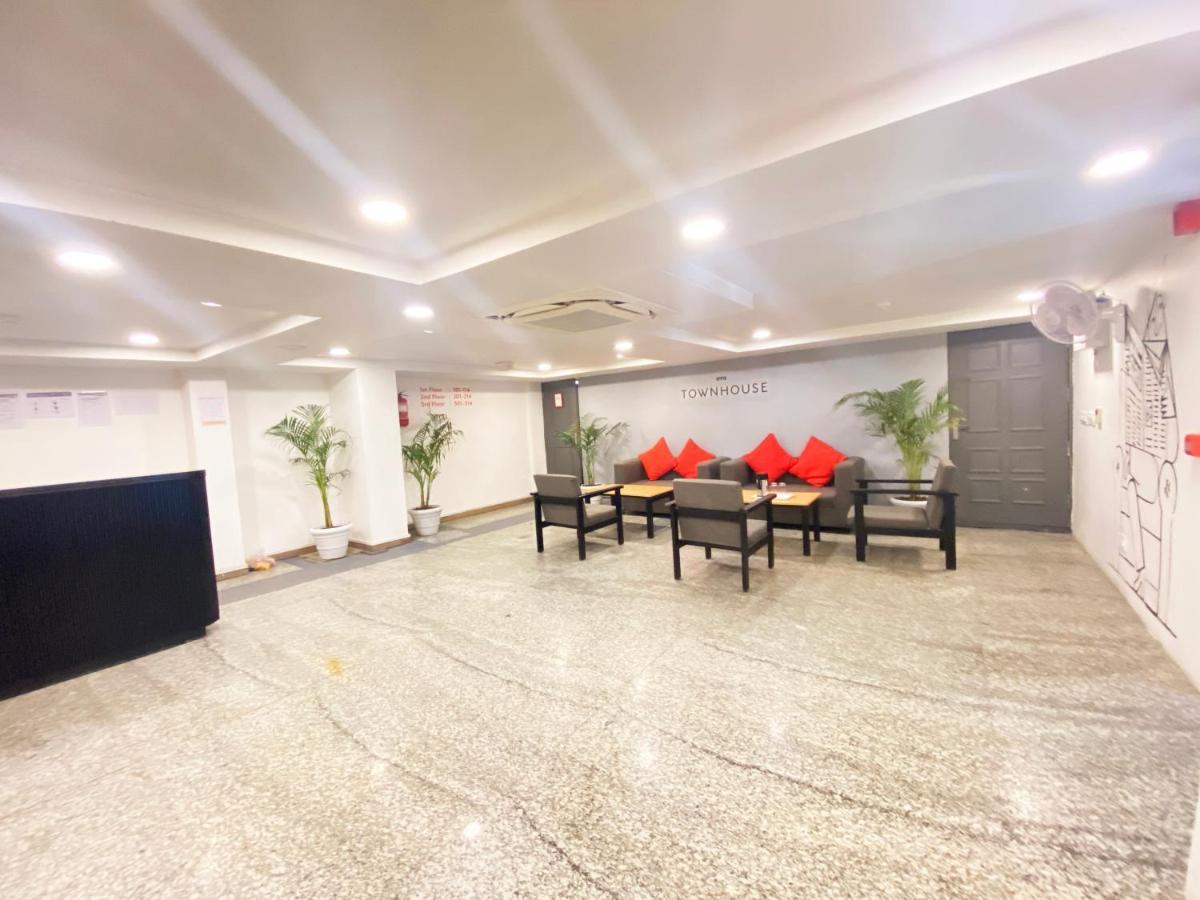 Hotel Golden Saffron By Qotel-Punjabi Bagh Neu-Delhi Exterior foto