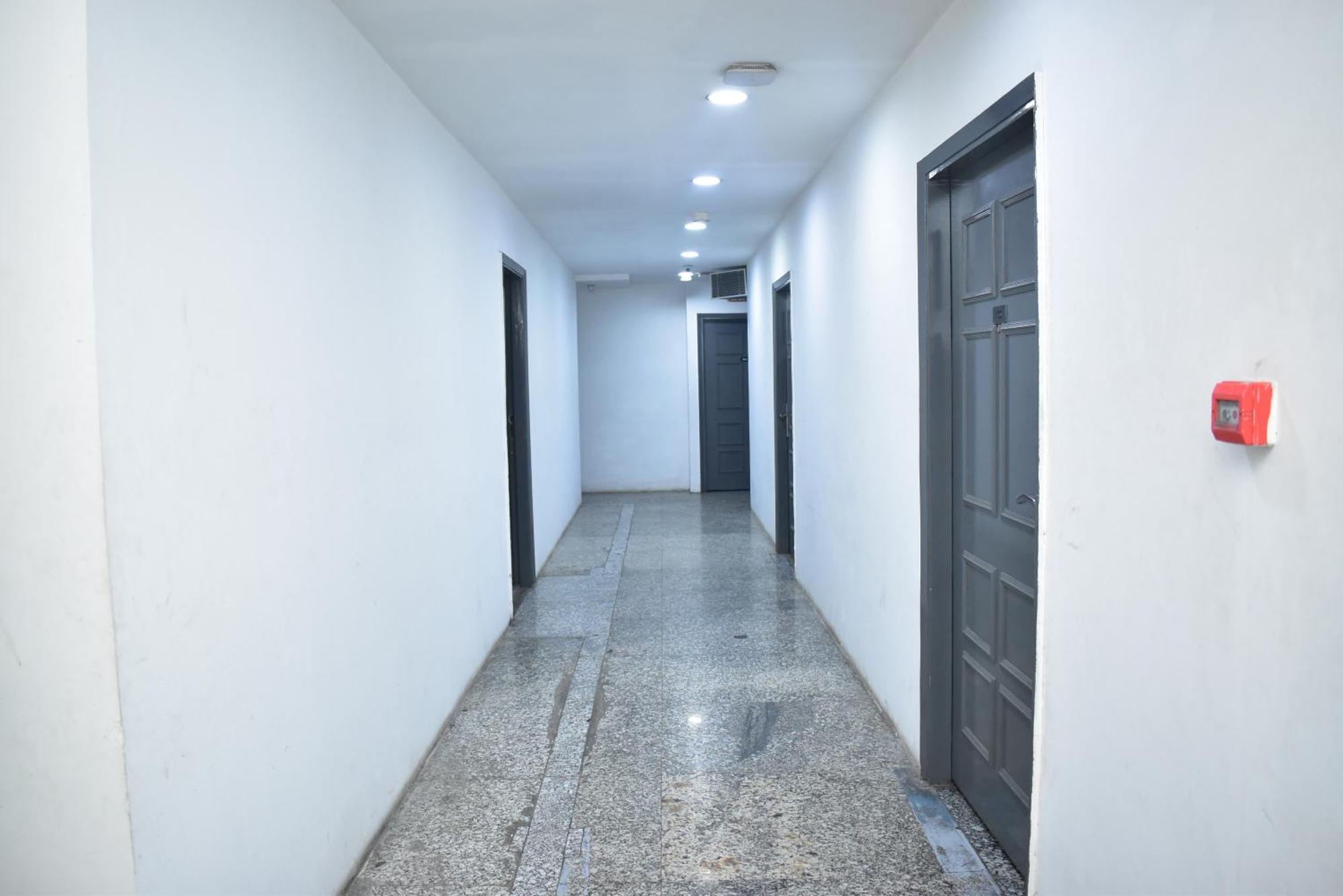 Hotel Golden Saffron By Qotel-Punjabi Bagh Neu-Delhi Exterior foto