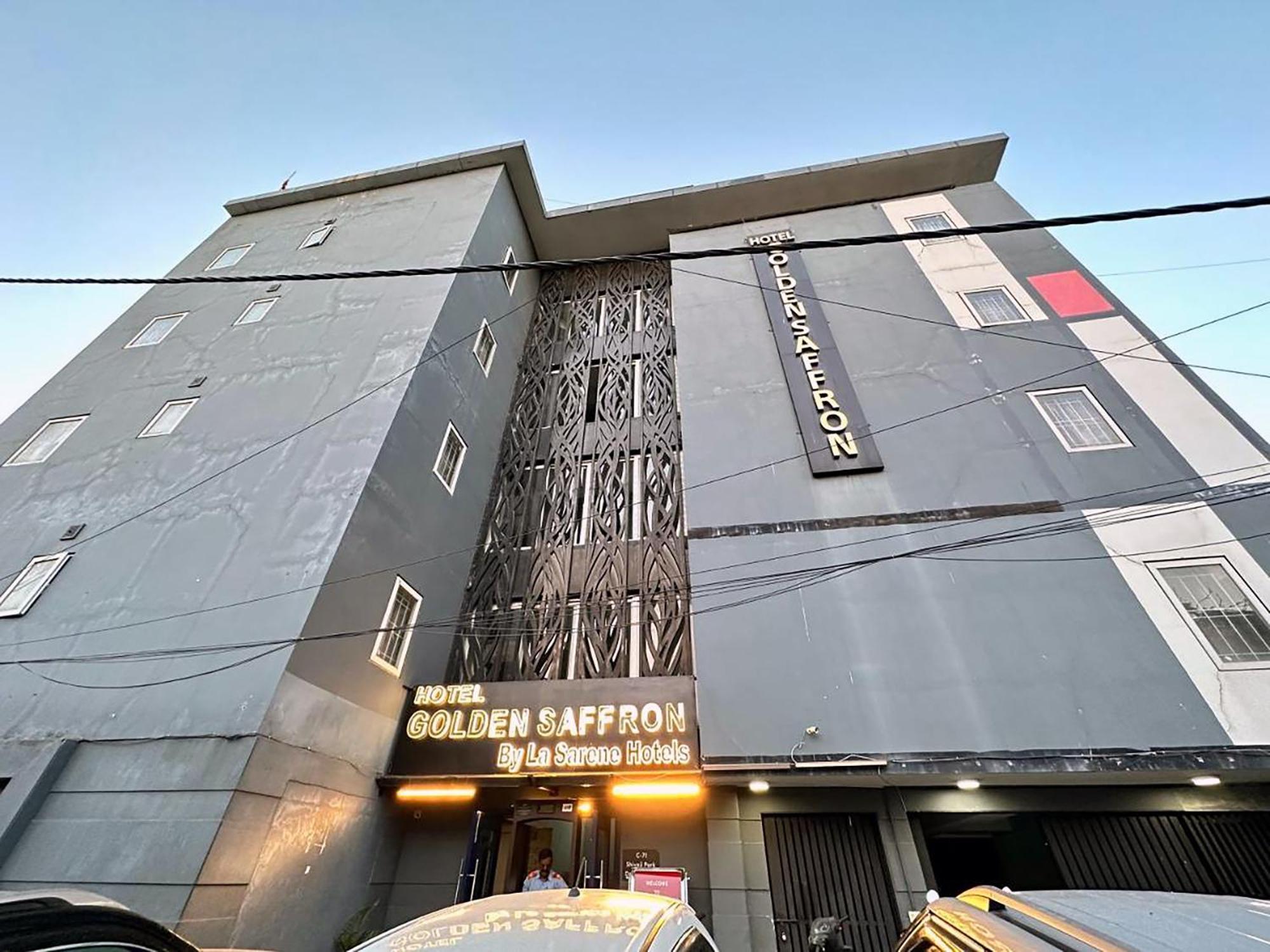 Hotel Golden Saffron By Qotel-Punjabi Bagh Neu-Delhi Exterior foto