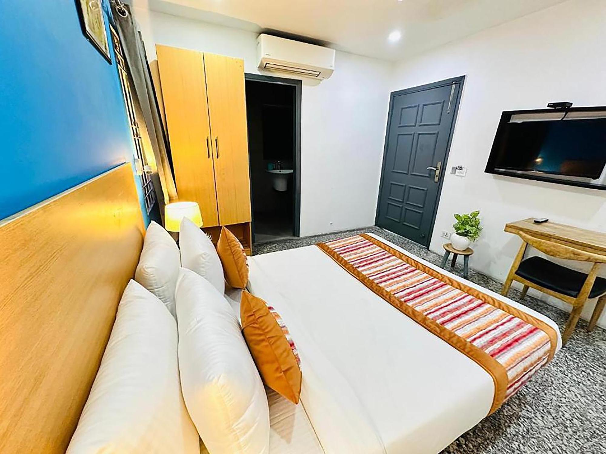 Hotel Golden Saffron By Qotel-Punjabi Bagh Neu-Delhi Exterior foto